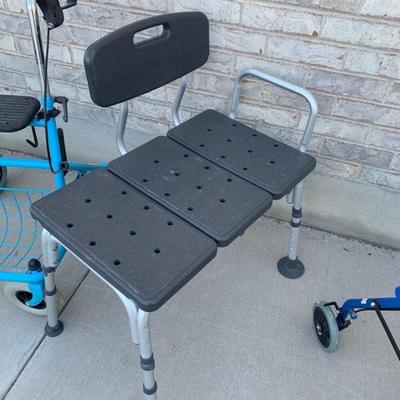 2 Walkers + Shower seat