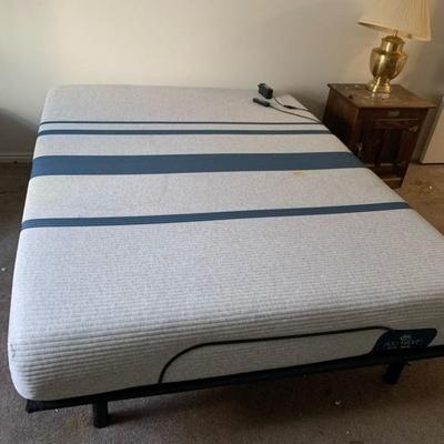 Queen Serta icomfort temptouch bluetouch 100 gentle firm lift bed