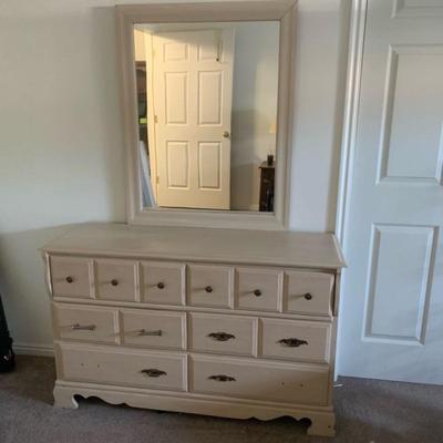 Blonde Wooden Dresser