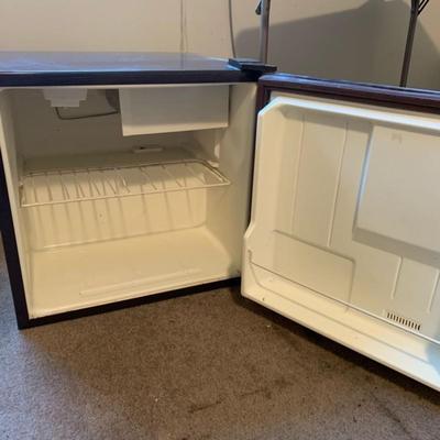 Hotpoint Mini Fridge