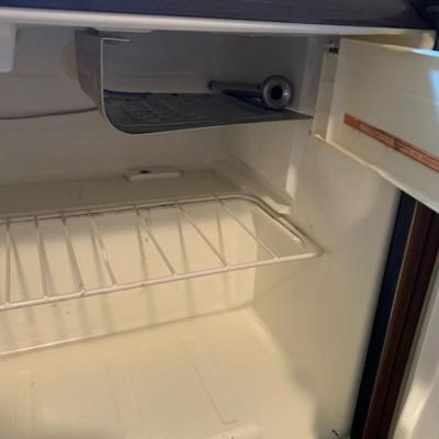 Hotpoint Mini Fridge