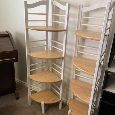 2 Corner Shelves White/brown