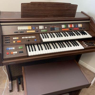 Technics Sound E44 Electric Organ BEAUTIFUL