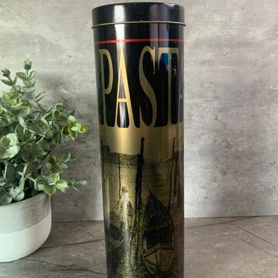 Vintage assorted of tins