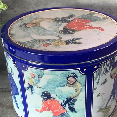 Vintage assorted of tins