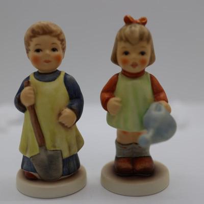 HUMMEL - Two Figurines