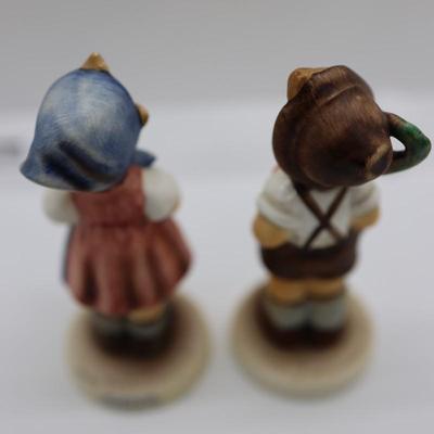 HUMMEL - Two Figurines