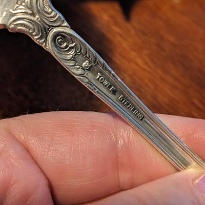 Exquisite 113 Piece 1958 Towle Sterling Silver Flatware "Old Master" Set