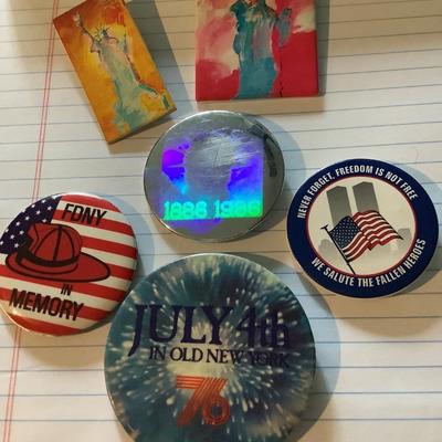 America Lot of 6 Buttons/Pins-FDNY in Memory, July 4th in Old New York, 2 Statue of Liberty buttons, Salute Fallen Heroes