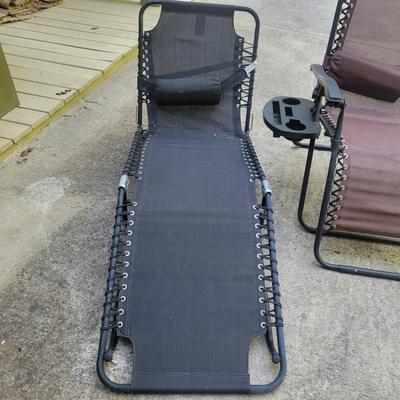 Five Beach/Lawn Chairs (G-DW)