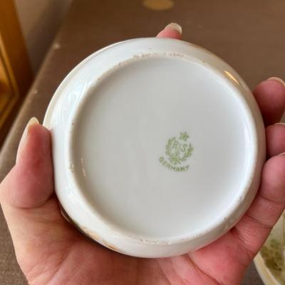 R.S. Germany Dresser Set