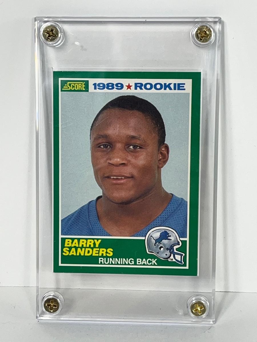 LOT 151 Barry Sanders NFL Football Rookie Card 1989 Score