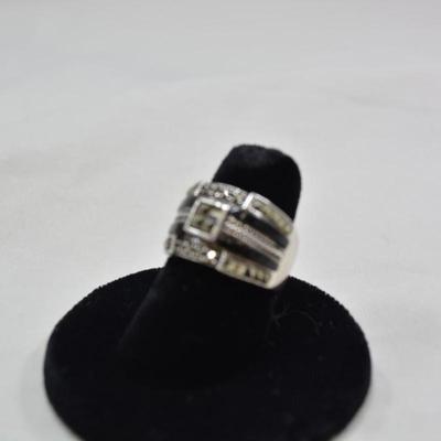 925 Sterling Marcasite & Onyx Ring Size 7 6.4g