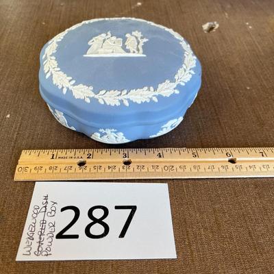 Wedgewood Powder Box