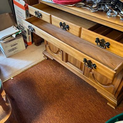 Buffet with Detachable Hutch (K-RG)