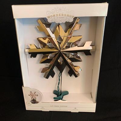 Christmas Decor with Disney Carousel, Spode Christmas Tree Plate, and More! (DR-KW)