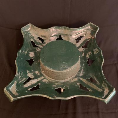 Christmas Decor with Disney Carousel, Spode Christmas Tree Plate, and More! (DR-KW)