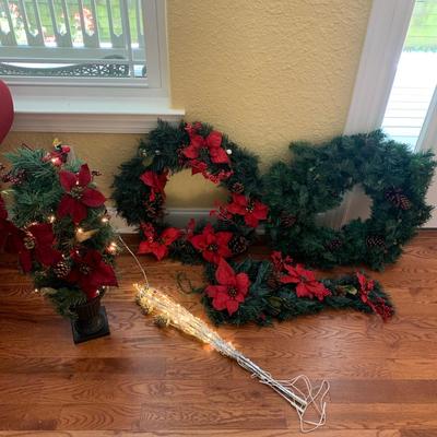 Christmas Decor with Disney Carousel, Spode Christmas Tree Plate, and More! (DR-KW)