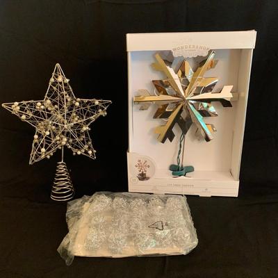 Christmas Decor with Disney Carousel, Spode Christmas Tree Plate, and More! (DR-KW)