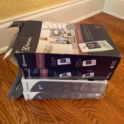 Electrolux Oxygen Canister Vacuum and Black & Decker Hand Vacuum (DR-KW)