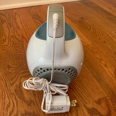 Electrolux Oxygen Canister Vacuum and Black & Decker Hand Vacuum (DR-KW)