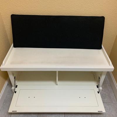 White Entry Bench with Black Cushion (LR-KW)