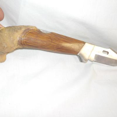 Brown Bear folding knife hand crafted. Stainless steel. est. $15 to $50.