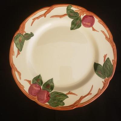 Vintage Franciscan Earthenware- Apple Pattern (DR-KD)