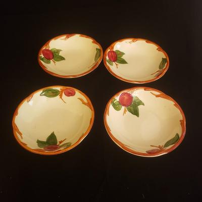 Vintage Franciscan Earthenware- Apple Pattern (DR-KD)