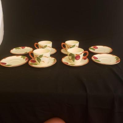 Vintage Franciscan Earthenware- Apple Pattern (DR-KD)