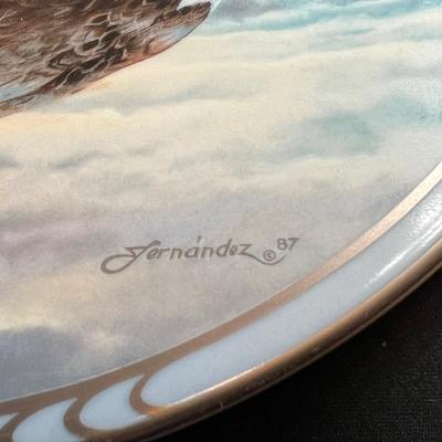 Eagle Figurines & Limited Edition Collectors Plate (M-RG)