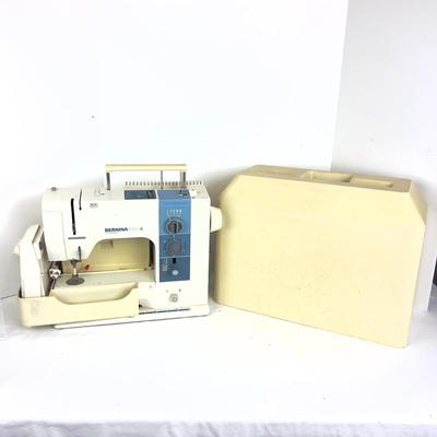 1068 Bernina Magic 910 Sewing Machine with Attachments