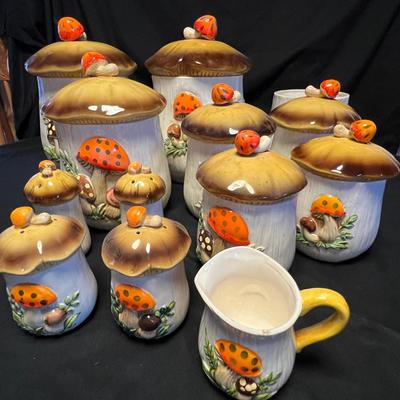 Merry Mushroom Vintage Sears Canisters & More (M-RG)