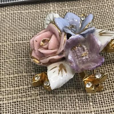 Gorgeous Vintage Porcelain Brooch with Matching Earrings