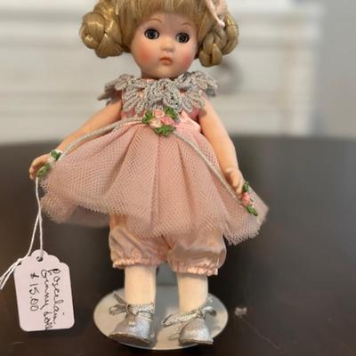 Porcelain Ginny Doll 8" (needs restrung)