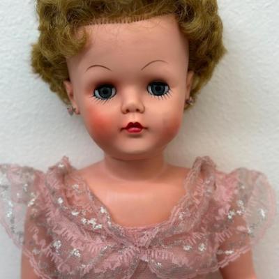 Vintage Vinyl in pink (original dress/no shoes) 27"