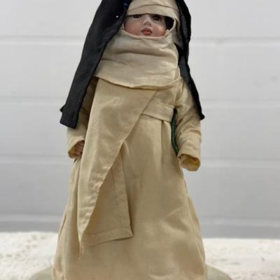 13" Nun