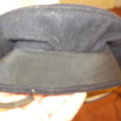 Navy WW2 Beret used on ship over seas./ est $30 to $100