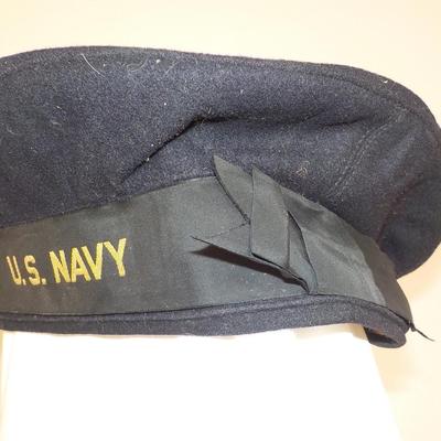 Navy WW2 Beret used on ship over seas./ est $30 to $100