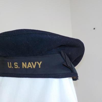 Navy WW2 Beret used on ship over seas./ est $30 to $100