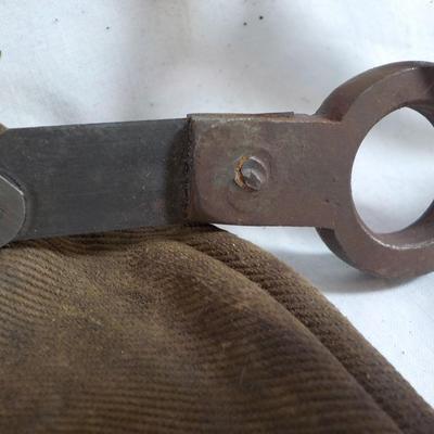 Army & Marine corp. jungle clearing tool. / est. $40 to $150.