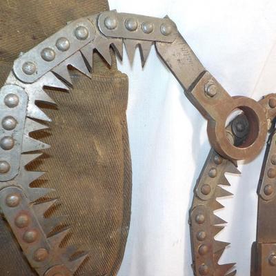 Army & Marine corp. jungle clearing tool. / est. $40 to $150.