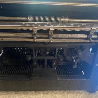Vintage Underwood Typewriter