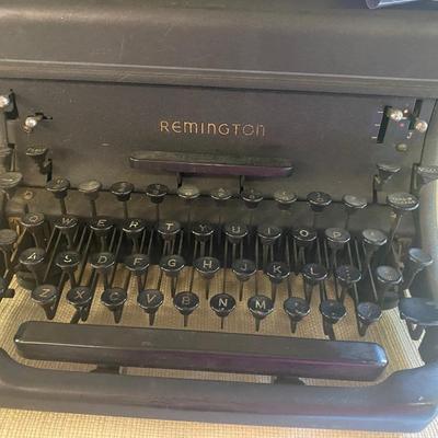 Vintage Remington Rand Typewriter