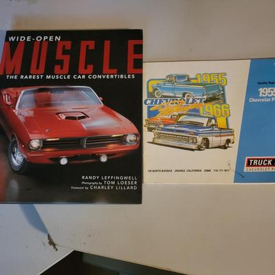 Assortment of Books on Cars (O-DW)