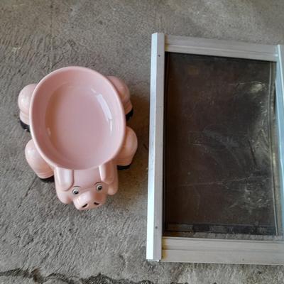 PetSafe Dog door replacement and Pig pet bowl
