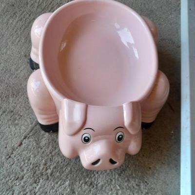 PetSafe Dog door replacement and Pig pet bowl