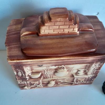 Vintage McCoy USA Cookie Jar, Colonial Fireplace 1960s