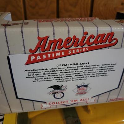 Checker Taxi and other Die Cast Vehicles (O-DW)