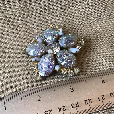 VTG GORGEOUS ,BABY BLUE LAVA GLASS~SATIN~FROST DOME BROOCH PIN